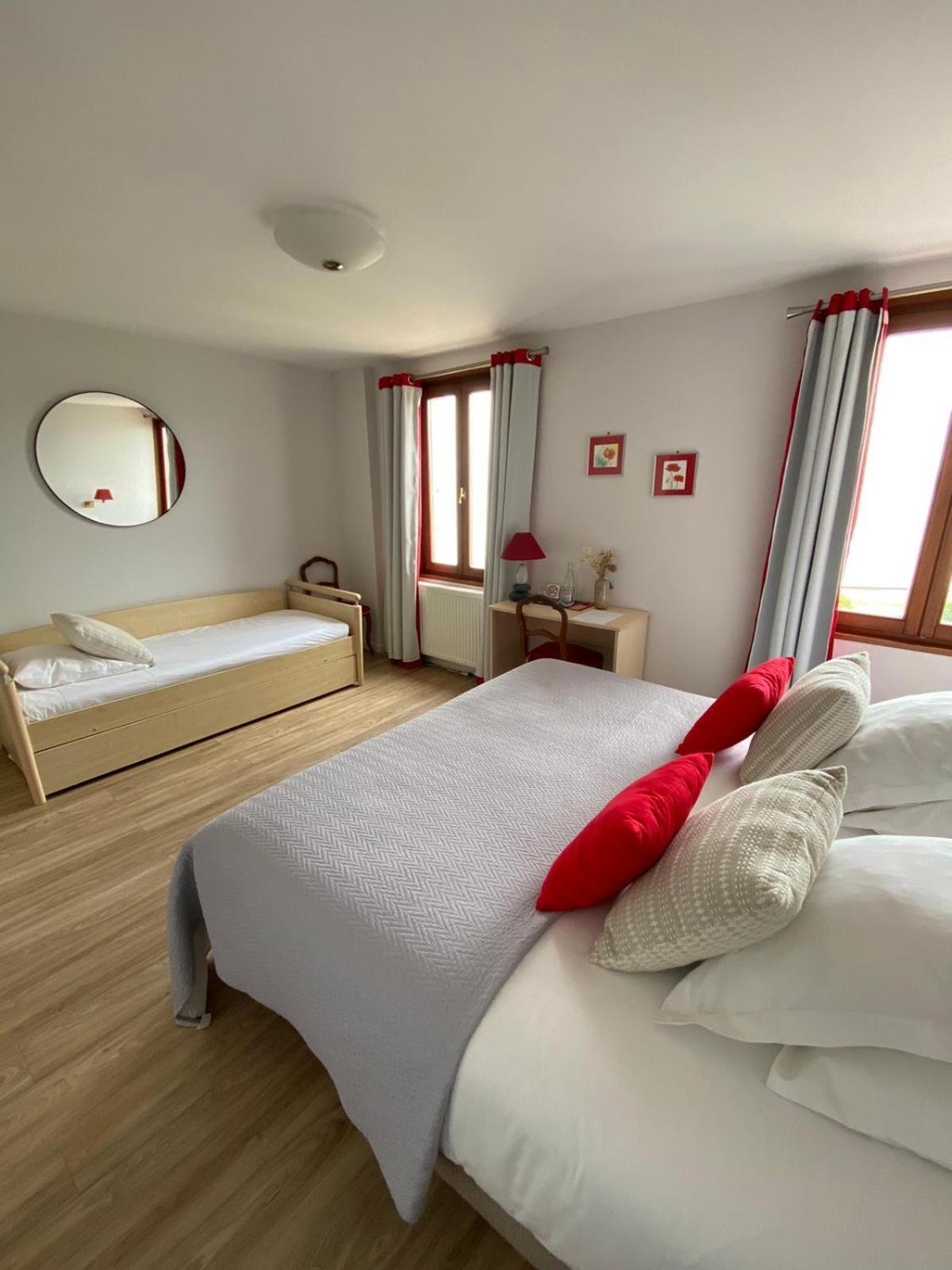 Hotel De La Plage เอ็กเซเนเวกซ์ ภายนอก รูปภาพ
